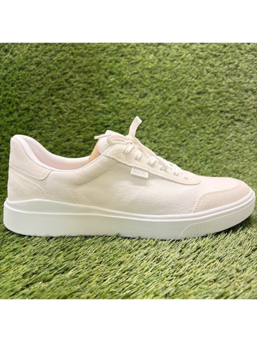 Kizik Prague 2 Mens Size 11.5 Bright White Athletic Hands Free Shoes Sneakers